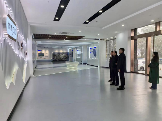 中国亚洲经济发展协会会长权顺基一行来南考察